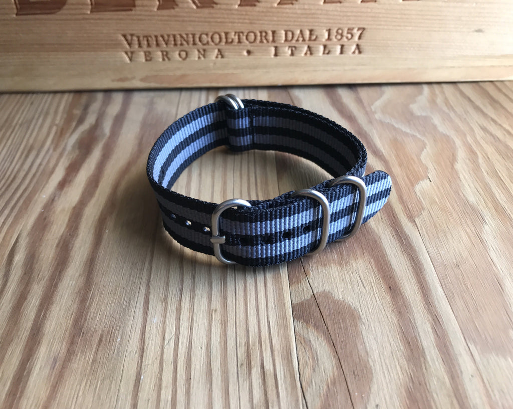 Bond style Zulu strap - StrapMeister